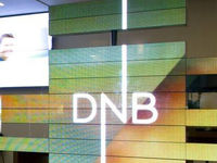 Dnb-blurry-spotlisting